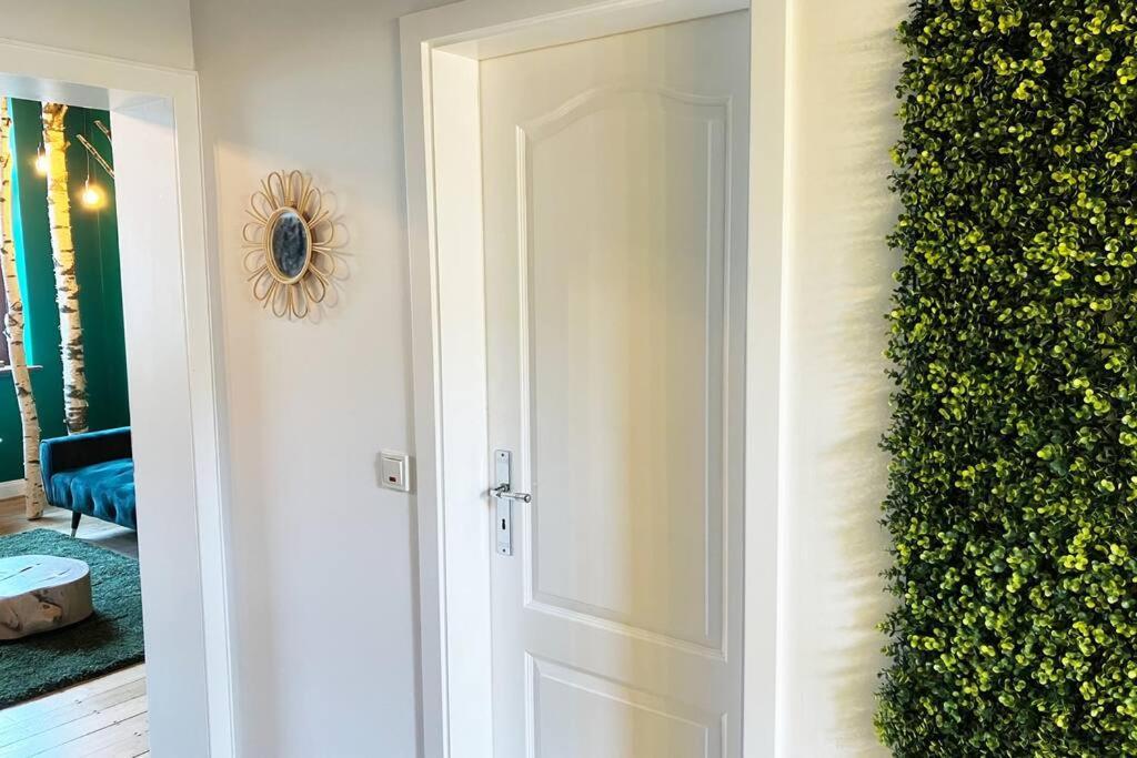 Secret Hideaways Wood Lodge Mit Kinderzimmer Messe L City L Flughafen L Hbf Duisburg Exteriér fotografie